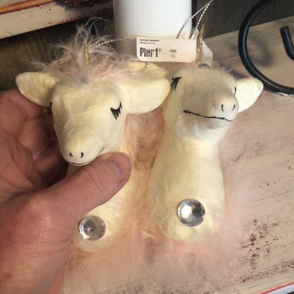 (2) Pier One Import’s Unicorn 🦄 Ornaments - Picture 8 of 17